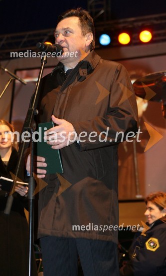 Zoran Jankovič, župan mestne občine LjubljanaOtvoritev tirne vzpenjače na Ljubljanski grad