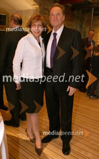 Viktorija Potočnik, nekdanja ljubljanska županja in Ivan Zidar, predsednik uprave SCTOtvoritev tirne vzpenjače na Ljubljanski grad