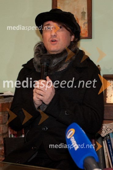 Saša Lošić, glasbenikPromocija novega albuma Sedam skupine Plavi Orkestar