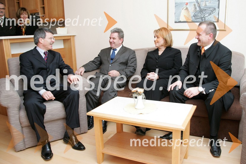 Stanislav Valant, predsednik uprave NFD, Andrej Vizjak, minister za gospodarstvo, Alenka Iskra, predsednica uprave Terme Maribor d.d. in Franc Kangler, mariborski županOtvoritev hotela Bellevue na Pohorju