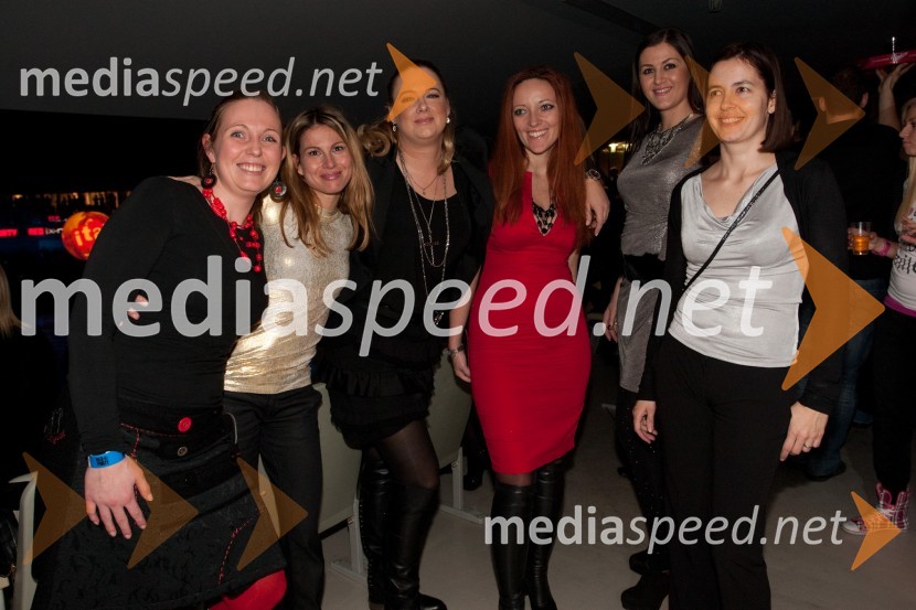 Mediaspeed - Red X mas Party, gost Armin van Buuren