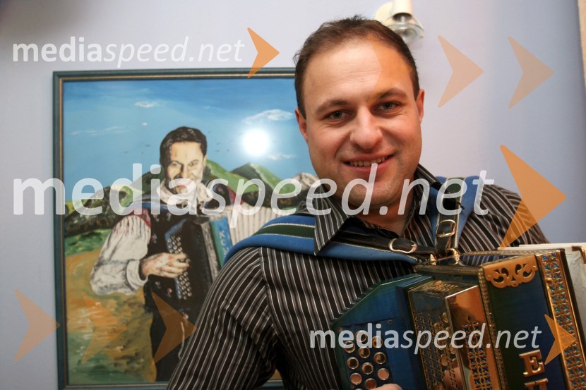 Boštjan Konečnik, glasbenikBoštjan Konečnik, glasbenik