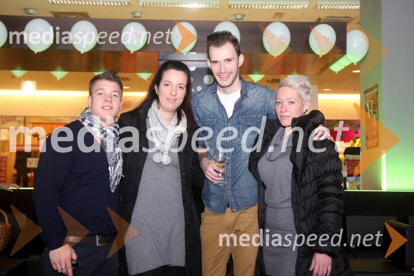 ...; Julijana Krapež, tekmovalka v resničnostnem šovu Gostilna išče šefa; dj; Petra Polanec, tekmovalka v resničnostnem šovu Gostilna išče šefaOtvoritev lokala La Storia v Planetu Tuš Maribor in druženje s tekmovalci iz šova Gostilna išče šefa