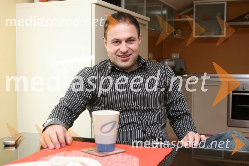 Boštjan Konečnik, glasbenikBoštjan Konečnik, glasbenik