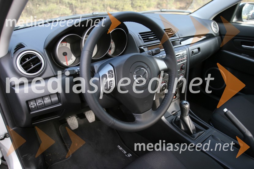 Mazda 3 1.6TXMazda 3 1.6TX