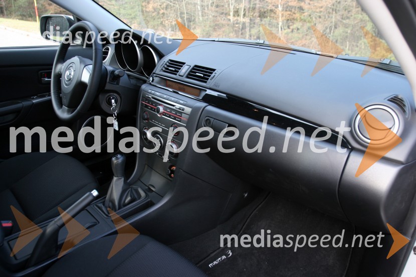 Mazda 3 1.6TXMazda 3 1.6TX