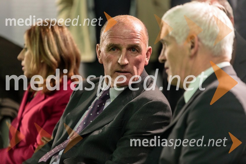 Brane Oblak, nekdanji nogometaš in član Hrama športnih junakovHram športnih junakov, otvoritev