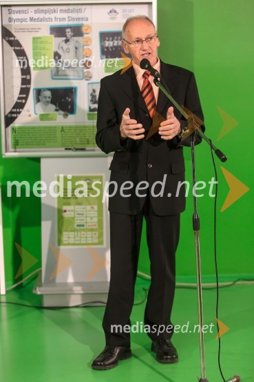 	Miro Cerar, nekdanji gimnastičar in član Hrama športnih junakovHram športnih junakov, otvoritev