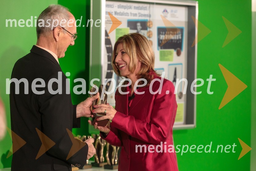 Miro Cerar, nekdanji gimnastičar in član Hrama športnih junakov;  	 Mima Jaušovec, nekdanja tenisačica in članica Hrama športnih junakovHram športnih junakov, otvoritev