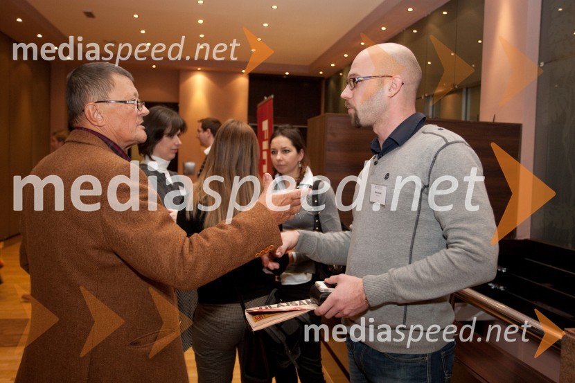 Udeleženci konferenceMreža Idej, okrogla miza Slovenija 2013: Priložnosti in izzivi