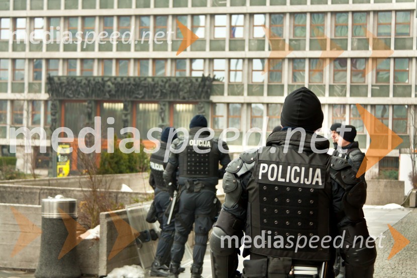 1. slovenska vsesplošna vstaja naroda proti oblasti1. slovenska vsesplošna vstaja naroda proti oblasti