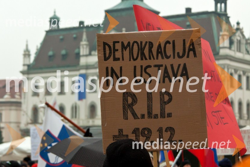 1. slovenska vsesplošna vstaja naroda proti oblasti1. slovenska vsesplošna vstaja naroda proti oblasti