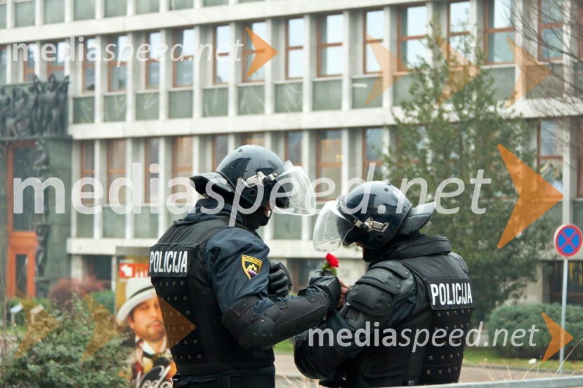 1. slovenska vsesplošna vstaja naroda proti oblasti1. slovenska vsesplošna vstaja naroda proti oblasti