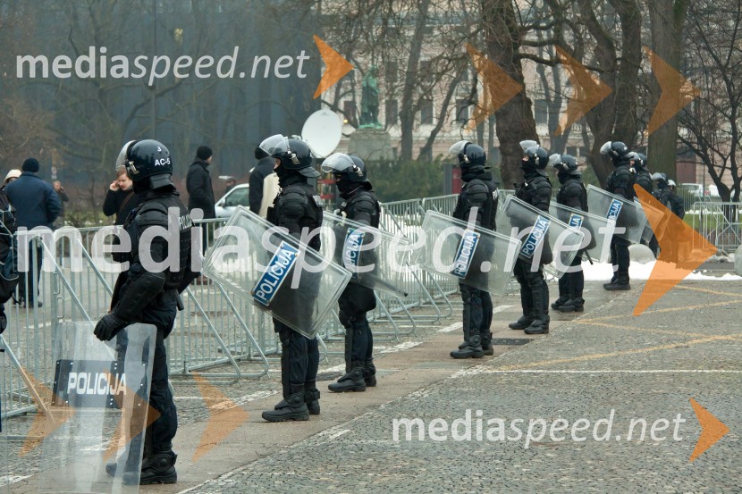 1. slovenska vsesplošna vstaja naroda proti oblasti1. slovenska vsesplošna vstaja naroda proti oblasti