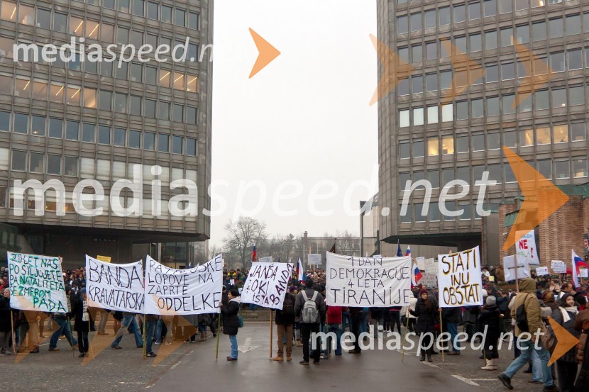 1. slovenska vsesplošna vstaja naroda proti oblasti1. slovenska vsesplošna vstaja naroda proti oblasti