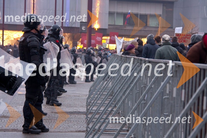 1. slovenska vsesplošna vstaja naroda proti oblasti1. slovenska vsesplošna vstaja naroda proti oblasti