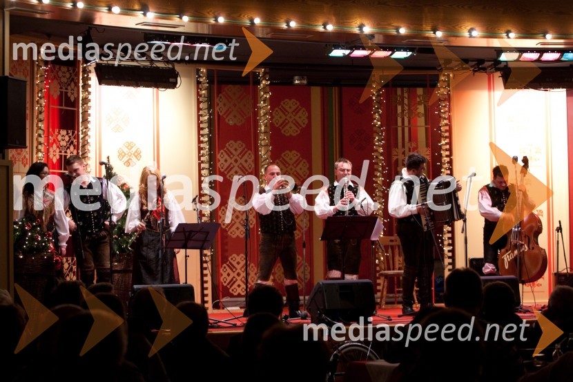 Veseli BegunjčaniVečer Franca Koširja pod Avsenikovo marelo