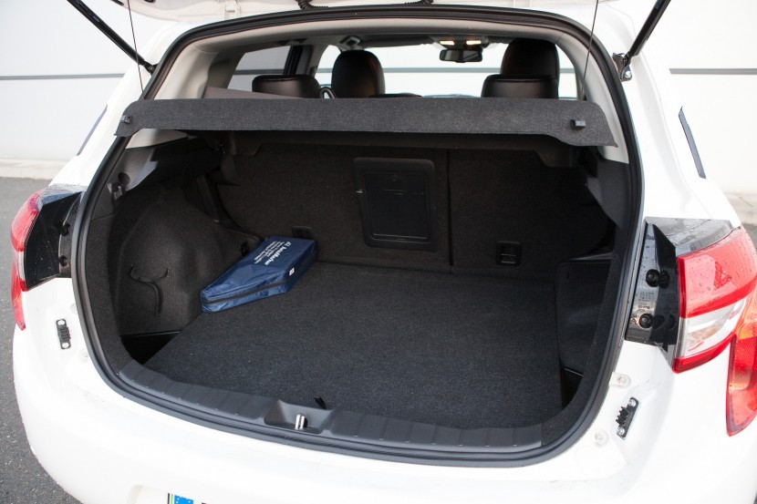 Citroen C4 AircrossCitroën C4 Aircross 1.6 16V Exclusive, mediaspeed test