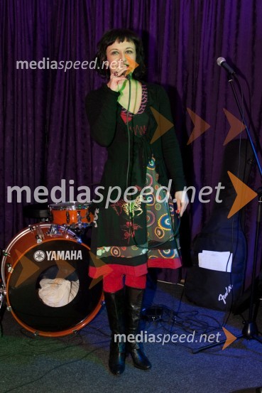 Lara Jankovič, igralka, pevkaDobrodelni koncert Z dobro glasbo za lačne otroke in za boljšo družbo brez lačnih