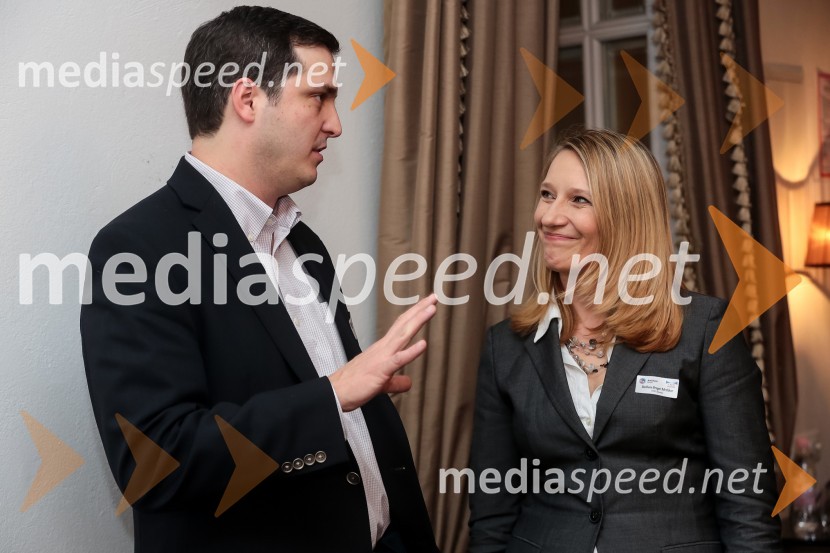 ...; Barbara Bregar-Mrzlikar, CEED SlovenijaAmCham, srečanje in pogovor z Jeffom Hoffmanom, svetovalcem Baracka Obame