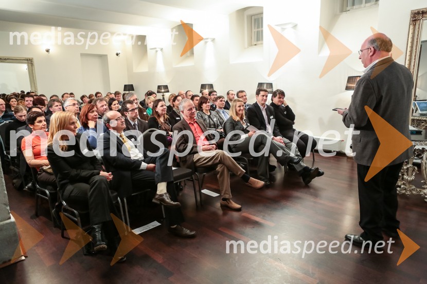 Srečanje in pogovor z Jeffom Hoffmanom, svetovalcem Baracka ObameAmCham, srečanje in pogovor z Jeffom Hoffmanom, svetovalcem Baracka Obame