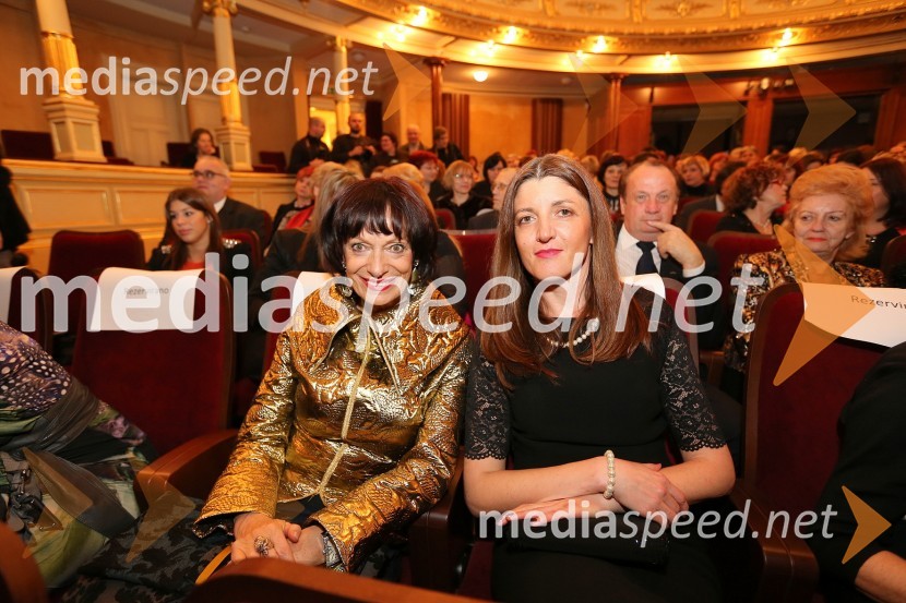 Manca Košir, publicistka; ...Slovenka leta 2012 je Urška Žolnir