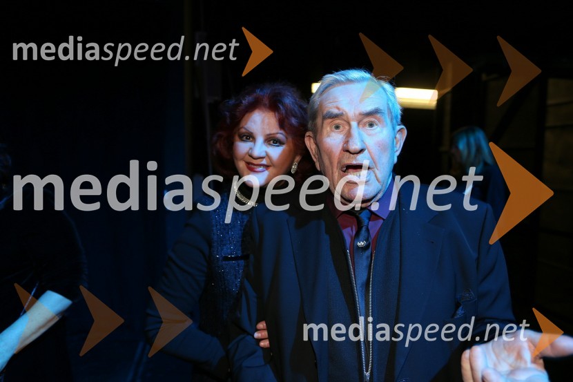 Milena Morača, operna pevka; Jurij Souček, igralecSlovenka leta 2012 je Urška Žolnir