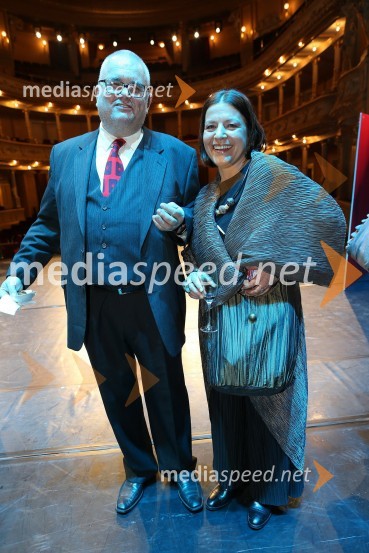 Goro Osojnik, vodja gledališča Ane Monro; dr. Branka Jurišić, profesorica specialne pedagogikeSlovenka leta 2012 je Urška Žolnir