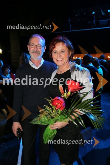 Drago Iglič; soproga dr. Valerija Bužan, direktorica Centra Dolfke Boštjančič IgSlovenka leta 2012 je Urška Žolnir