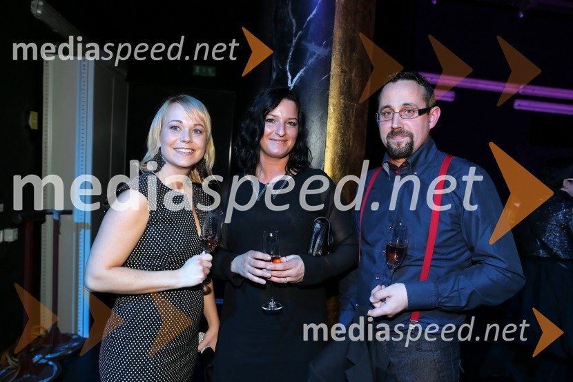 Tanja Škarjot, izvršna urednica uredništev Krater media  ; ...; Bojan Horvat, generalni direktor Toyota Center LjubljanaSlovenka leta 2012 je Urška Žolnir