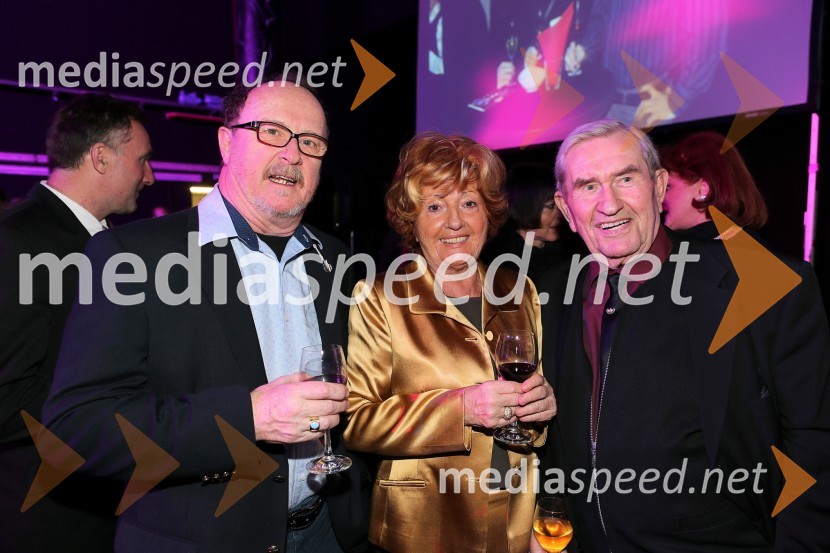 Tomaž Domicelj, glasbenik; Bernarda Jeklin, nekdanja urednica revije Jana; Jurij Souček, igralecSlovenka leta 2012 je Urška Žolnir