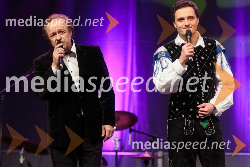 Alfi Nipič, pevec; Blaž Švab, član skupine ModrijaniKoncert ob 60 letnici delovanja ansambla Avsenik