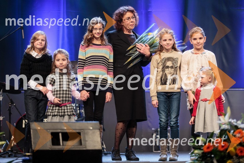 Anita Ogulin, Zveza prijateljev mladine; dekliceKoncert ob 60 letnici delovanja ansambla Avsenik