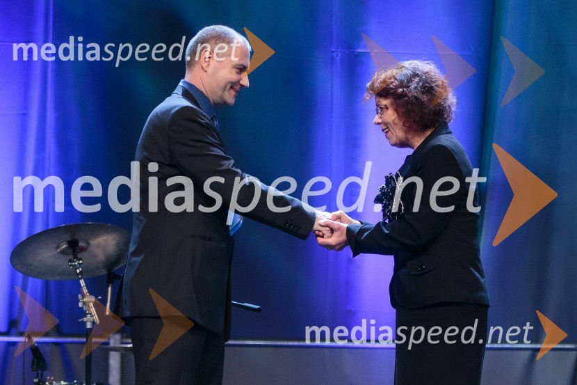 Boštjan Istenič, urednik športa časnika Dnevnik; Anita Ogulin, Zveza prijateljev mladineKoncert ob 60 letnici delovanja ansambla Avsenik