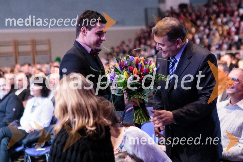 Darko Đurić, plavalec; Stane Žagar, župan občine MedvodeKoncert ob 60 letnici delovanja ansambla Avsenik