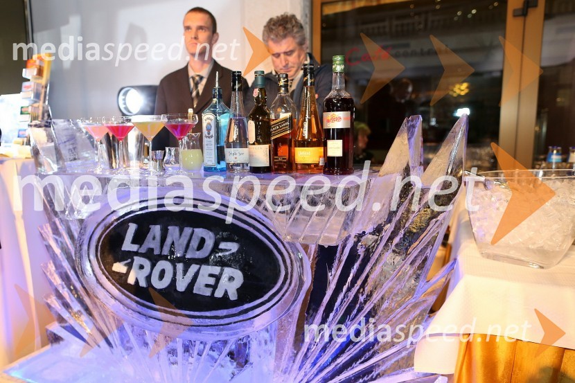 Rado, barman hotelov LifeClassSummit avto, predstavitev novega avtomobila Range Rover