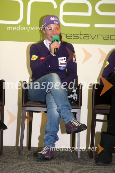 Tina Maze, smučarkaDruženje s Tino Maze in predstavitev srebrnika z njeno podobo