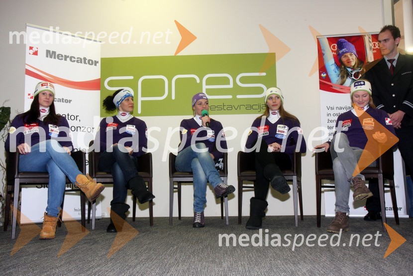 Ula Hafner, smučarka; Ilka Štuhec, smučarka; Tina Maze, smučarka; Ana Bucik, smučarka; Ana Drev, smučarkaDruženje s Tino Maze in predstavitev srebrnika z njeno podobo