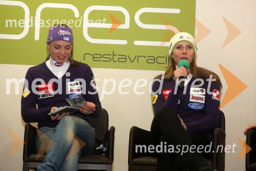 Tina Maze, smučarka; Ana Bucik, smučarkaDruženje s Tino Maze in predstavitev srebrnika z njeno podobo