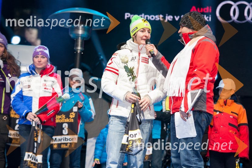 Kathrin Zettel, smučarka (Avstrija); Dejan Vedlin, ekipa Reporter Milan49. Zlata lisica 2012, žrebanje štartnih številk za veleslalom ter koncert skupine Soul Fingers