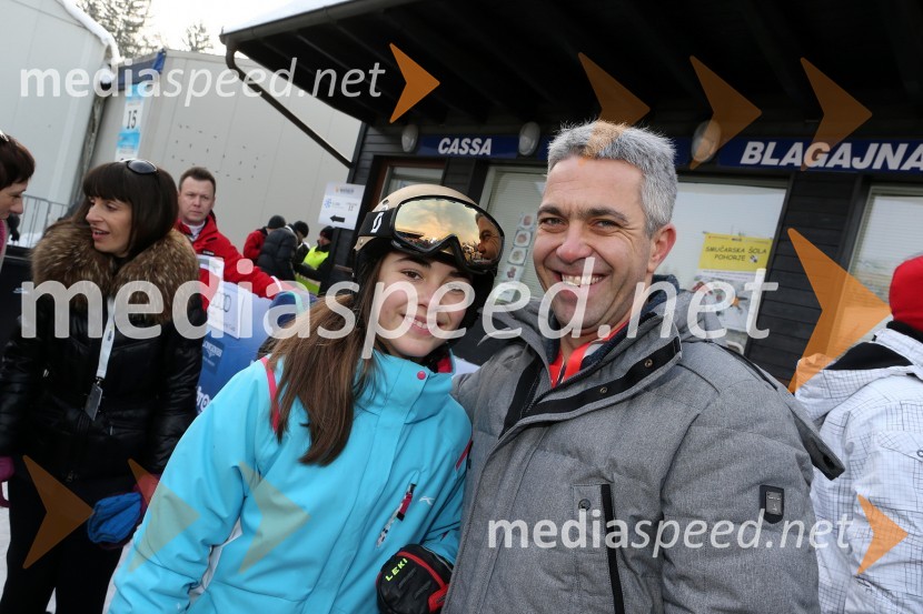 Marko Arsenovič, direktor podjetja S.Oliver SLO in hčerka49. Zlata lisica, veleslalom in druženje v VIP prostoru