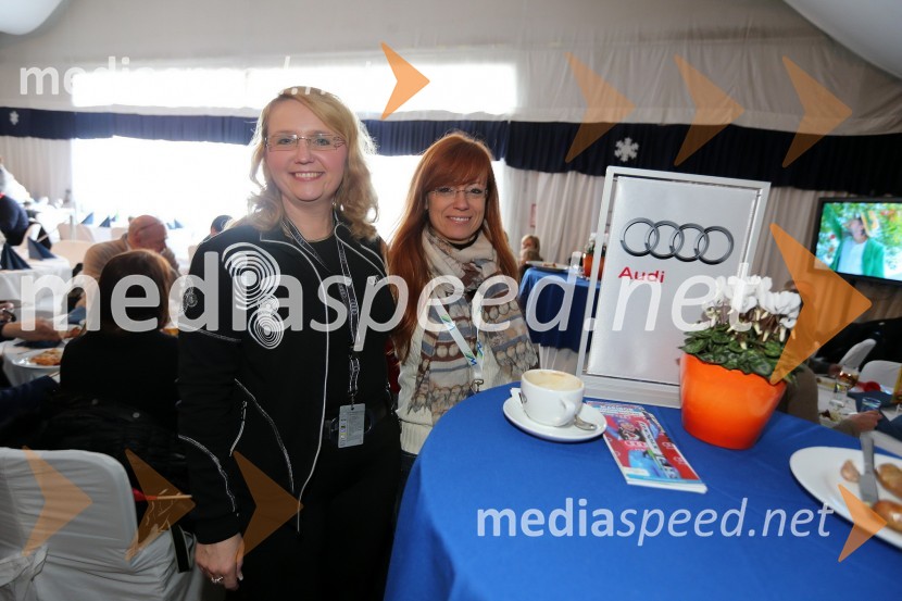 Ljudmila Bogataj, Porsche Slovenija; Petra Skočaj , direktorica restavracije Park Domžale 

49. Zlata lisica, veleslalom in druženje v VIP prostoru