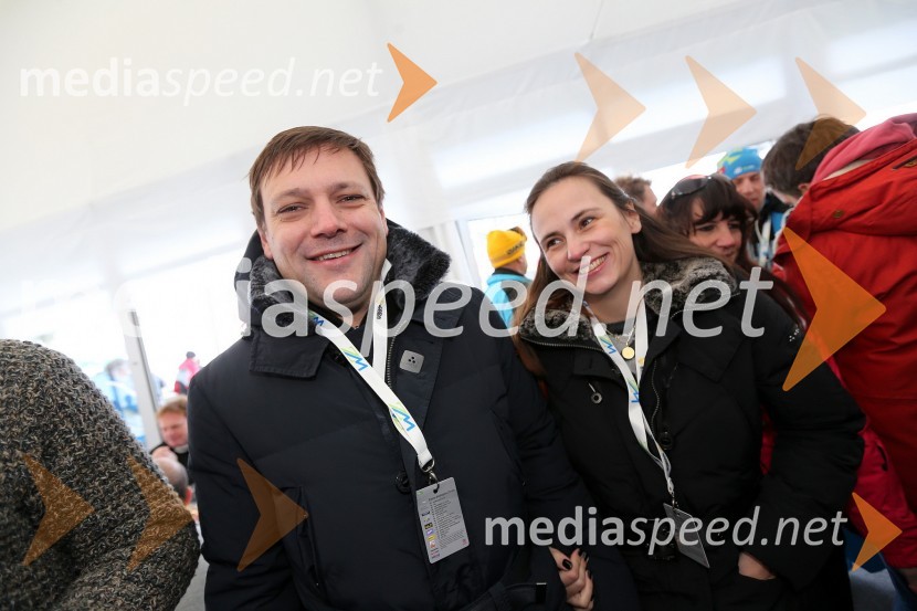 	Toni Balažič, predsednik uprave Mercator d.d.; soproga Tamara Zajec Balažič, svetovalka uprave ZM49. Zlata lisica, veleslalom in druženje v VIP prostoru