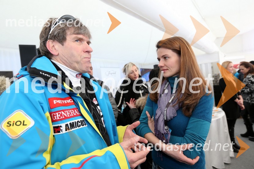 ...;  	Urška Bačovnik Janša, soproga Janeza Janše49. Zlata lisica, veleslalom in druženje v VIP prostoru