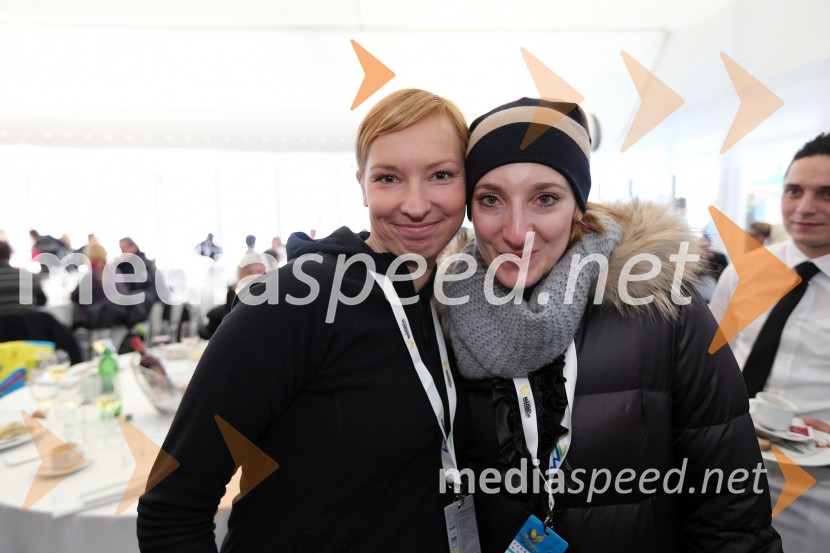 Ina Kukovič, svetovalka v kabinetu Janeza Janše; Špela Vovk, svetovalka predsednika republike za komuniciranje in odnose z javnostmi49. Zlata lisica, veleslalom in druženje v VIP prostoru