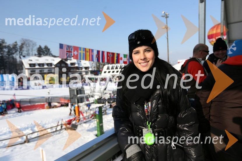 Astrid Bah, podžupanja MOM49. Zlata lisica, veleslalom in druženje v VIP prostoru