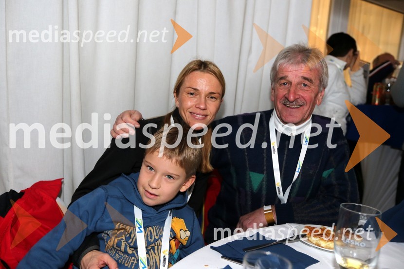 Mirjam Bolta, soproga Francija Bolte in sin Žan; Valentin Žabnikar49. Zlata lisica, veleslalom in druženje v VIP prostoru