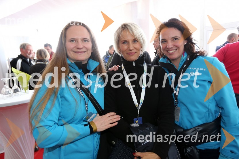 Ema Kozar; Ines Bukovič, notarka; Tina Filipan, pomočnica direktorja Summit Leasing Slovenija49. Zlata lisica, veleslalom in druženje v VIP prostoru
