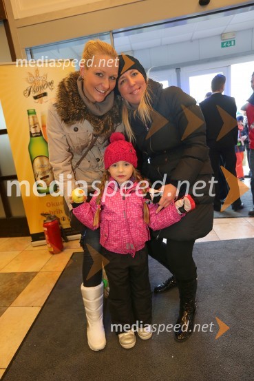 Tina Skaza; Mateja Skaza in njena hčerka49. Zlata lisica, veleslalom in druženje v VIP prostoru