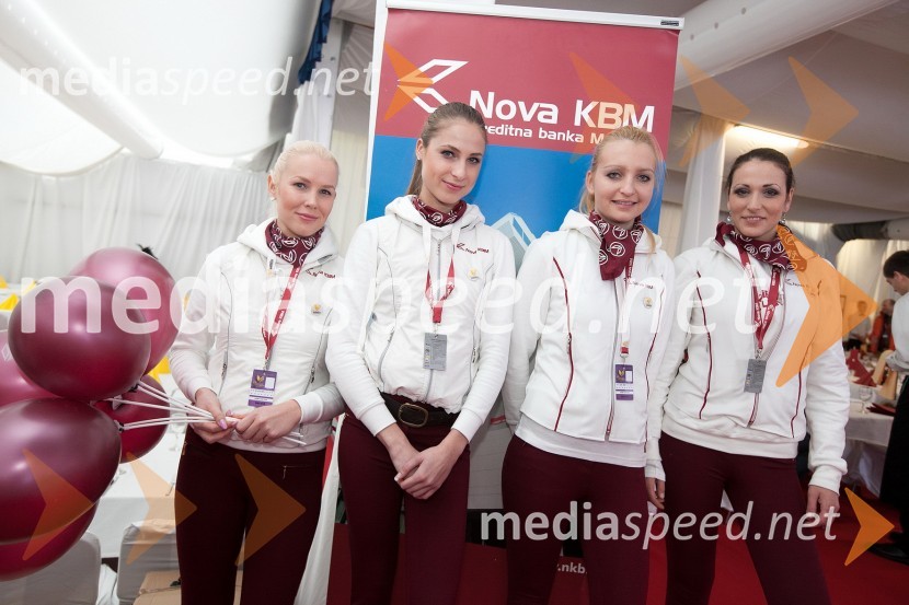 Andreja; Mateja; Sandra; NeliM hostese
49. Zlata lisica, veleslalom in druženje v VIP prostoru